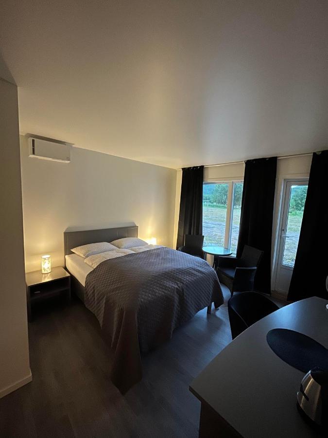 Senja Living Aparthotel Stonglandseidet Εξωτερικό φωτογραφία