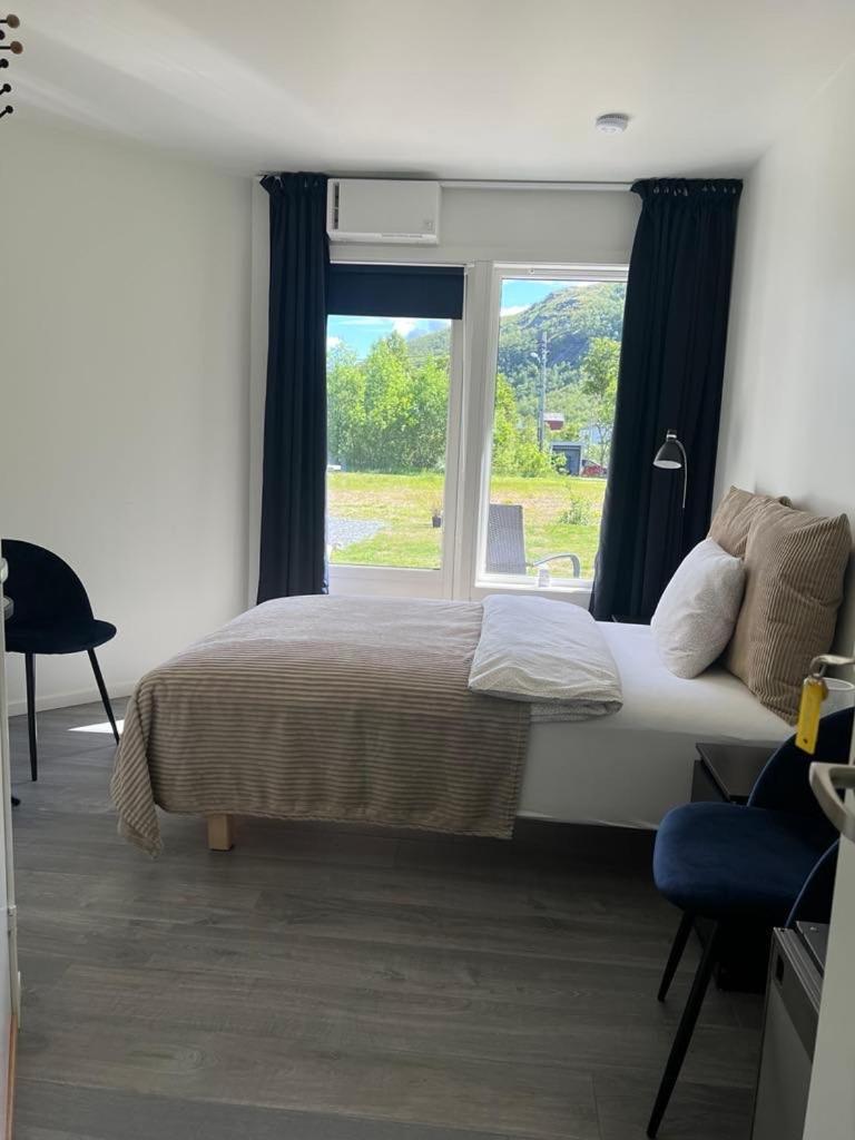Senja Living Aparthotel Stonglandseidet Εξωτερικό φωτογραφία