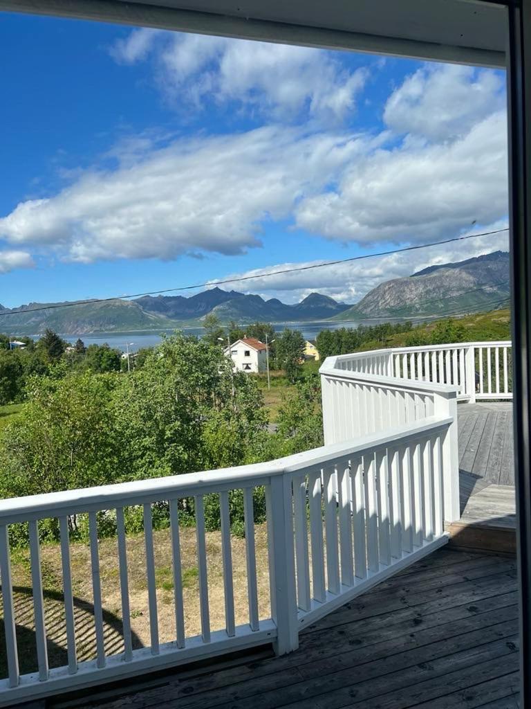 Senja Living Aparthotel Stonglandseidet Εξωτερικό φωτογραφία